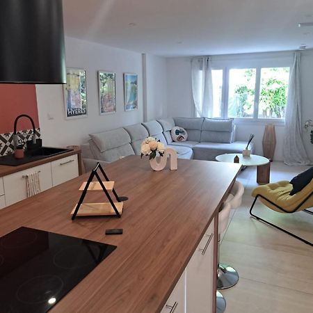 Magnifique Appartement 2 Chambres Avec 50 M2 De Jardin Privatif La Crau Exterior foto