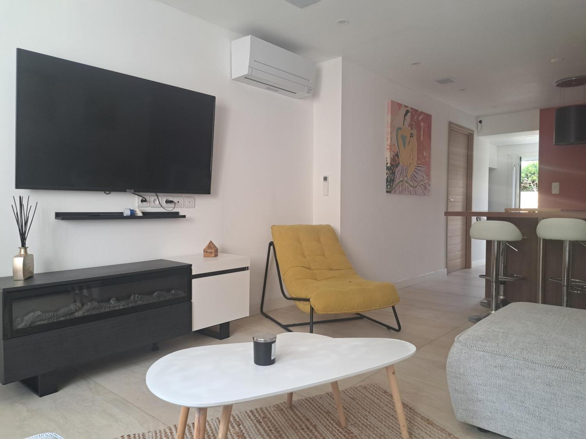 Magnifique Appartement 2 Chambres Avec 50 M2 De Jardin Privatif La Crau Zimmer foto