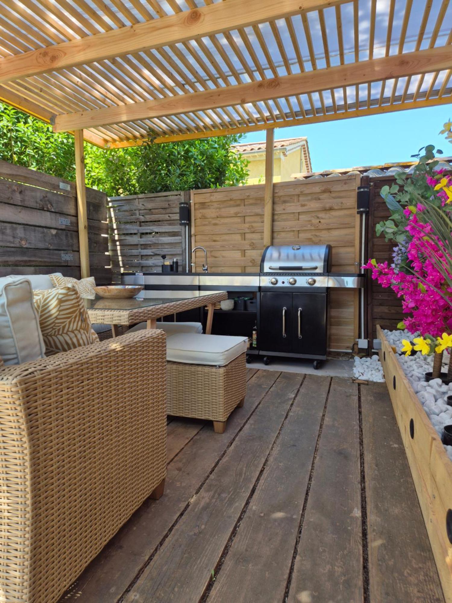 Magnifique Appartement 2 Chambres Avec 50 M2 De Jardin Privatif La Crau Exterior foto