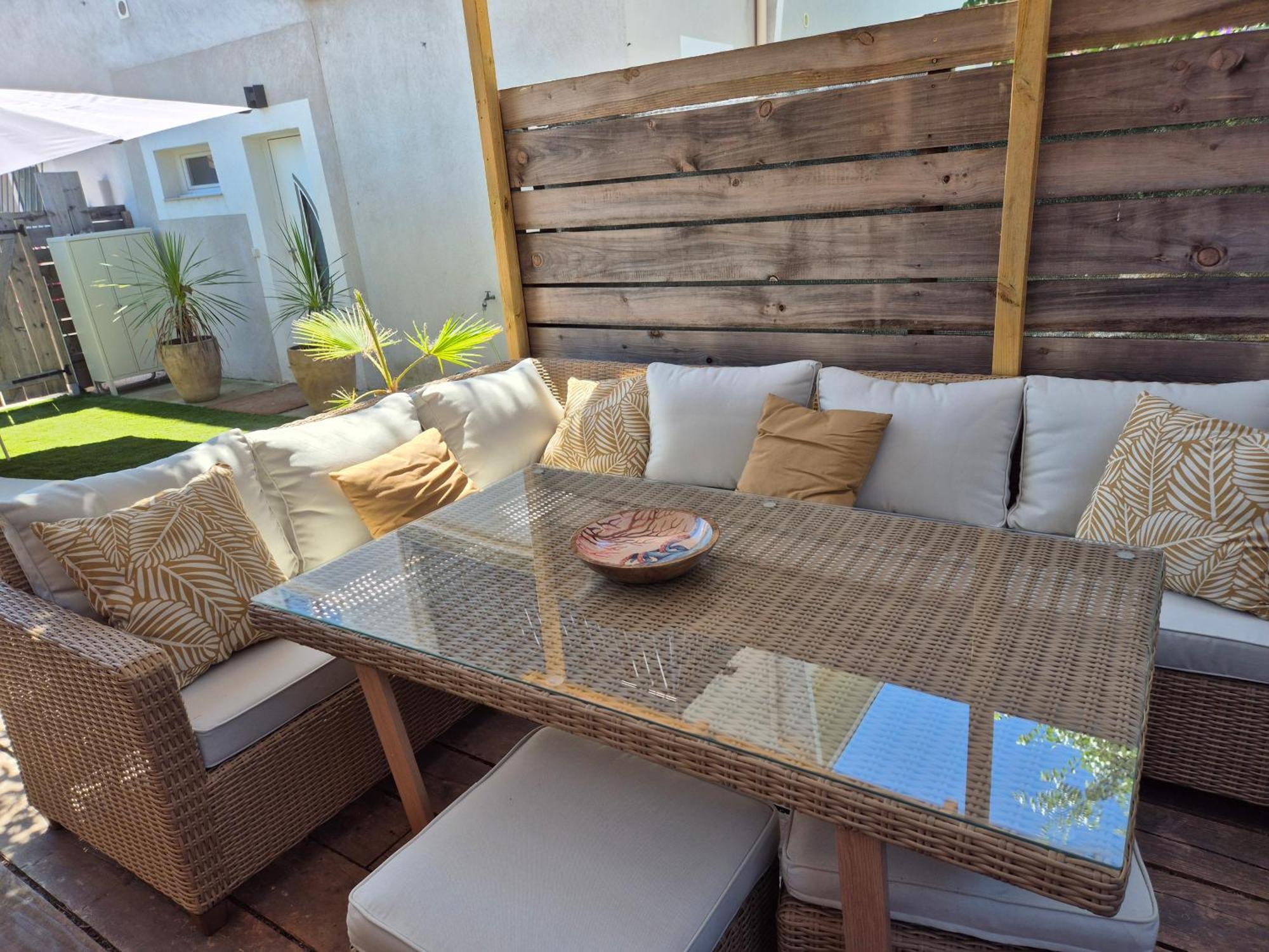 Magnifique Appartement 2 Chambres Avec 50 M2 De Jardin Privatif La Crau Exterior foto